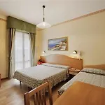 Hotell Ristorante Pozzi 2*