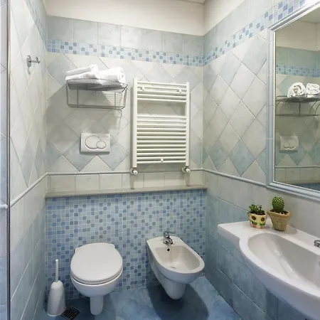 Ristorante Pozzi 호텔 벨레지아아지마리나