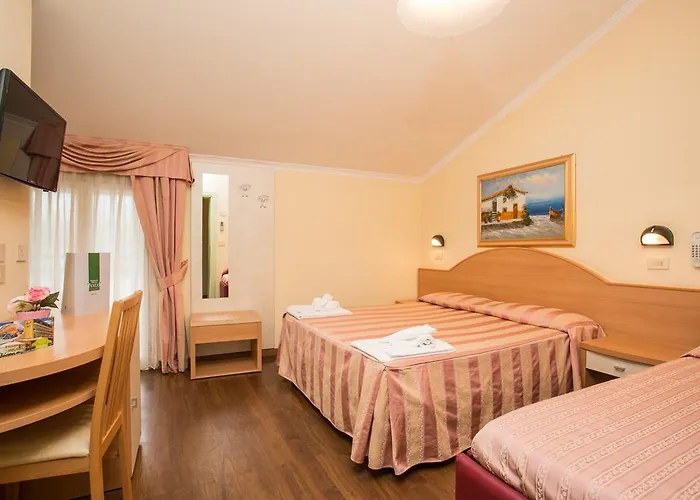 Hotel Ristorante Pozzi 2*