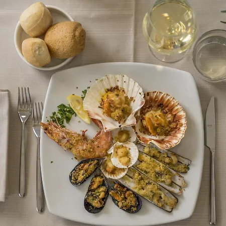 Ristorante Pozzi מלון בלריה-איגאה מרינה
