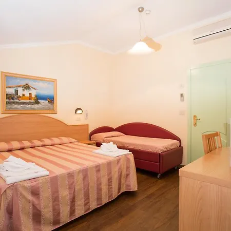 מלון Ristorante Pozzi