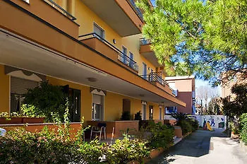 מלון Ristorante Pozzi